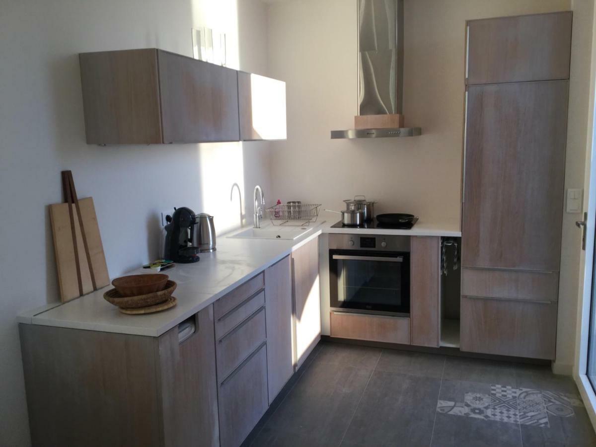 Appartamento Cabanon Marseillais 45 m2 sur l'eau à Malmousque Marsiglia Esterno foto